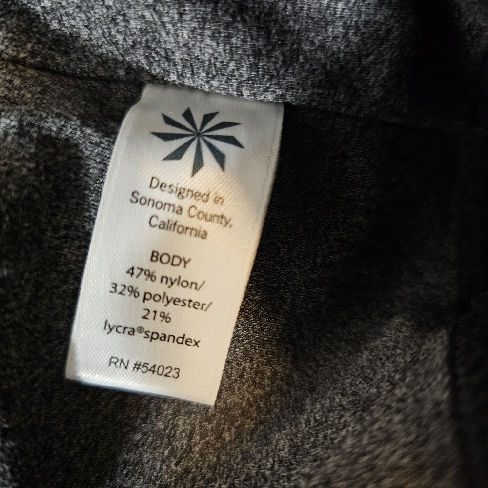 Athleta Gray Cropped Leggings - Picture 5 of 5